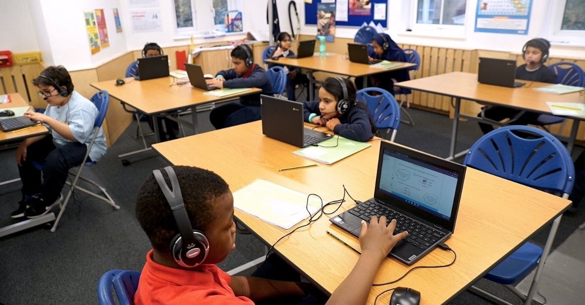 Third-Space-Learning-Kids-at-computers